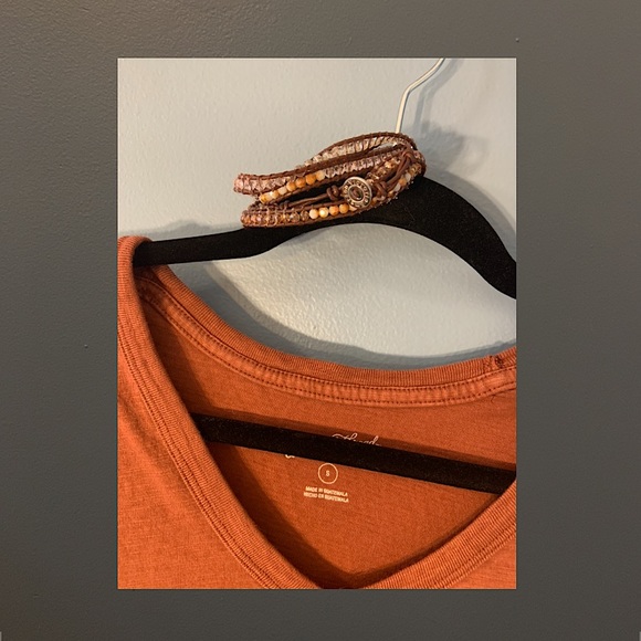 Bundle; Basic T & bracelet - Picture 2 of 7